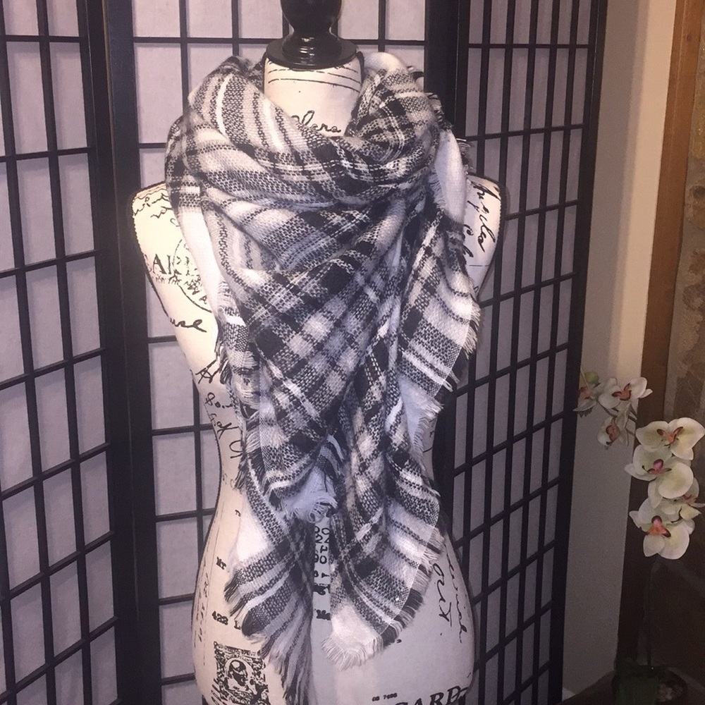 🧣Sweater Scarf! 🧣 - Picture 3 of 6
